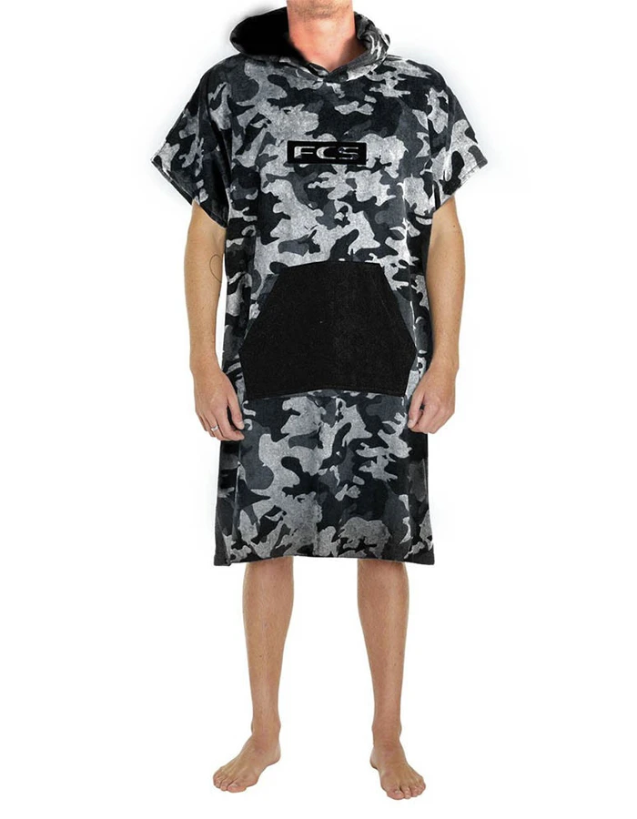 FCS TOWEL PONCHO ADULT CAMO BLACK 4 FCS TOWEL PONCHO ADULT CAMO BLACK - Image 2