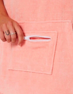 OCEAN & EARTH LADIES HOODED PONCHO PINK -Surf Shop ocean earth ladies hooded poncho in spugna donna pink 2