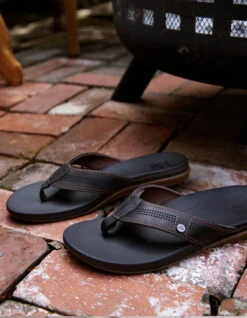 REEF SANDALS CUSHION LUX BROWN -Surf Shop reef infradito cushion lux brown